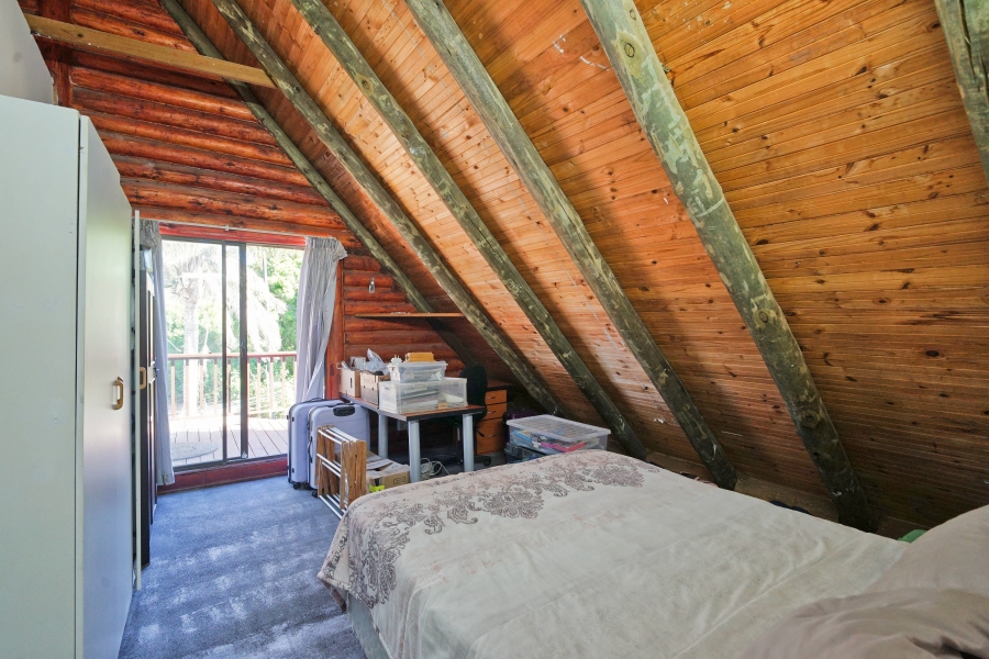 3 Bedroom Property for Sale in Winterstrand Eastern Cape